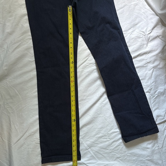 NYDJ High-Waisted Dark Wash Blue Denim Woman’s Jeans. Size 12 - Picture 4 of 8